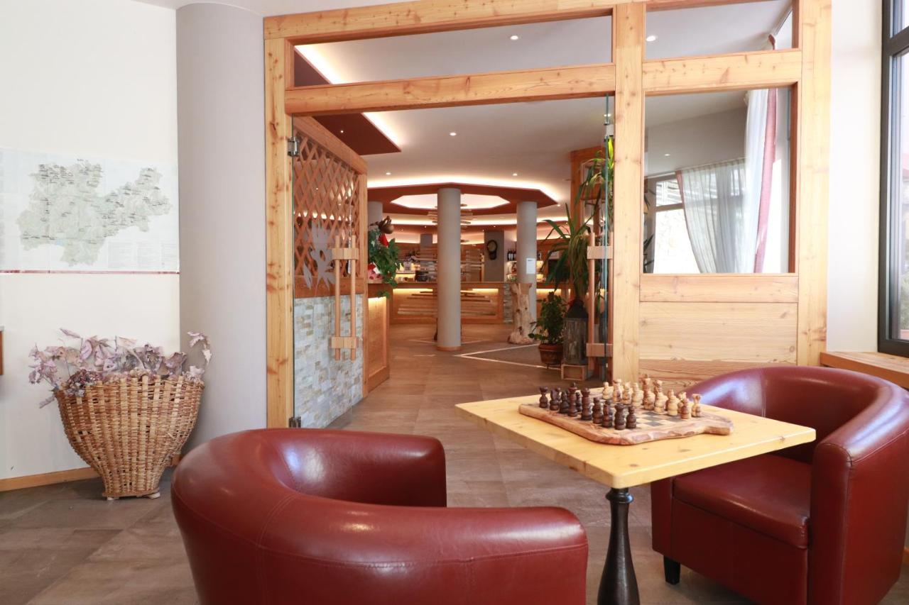 Alpen Garten Hotel Margherita Rumo Extérieur photo