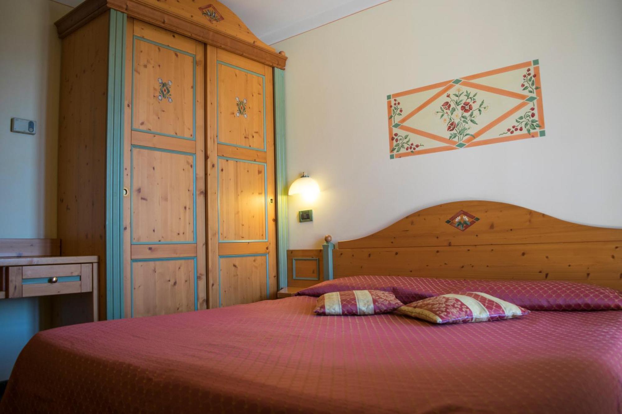 Alpen Garten Hotel Margherita Rumo Chambre photo